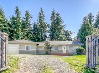 9653 S 208th St, Kent, WA 98031