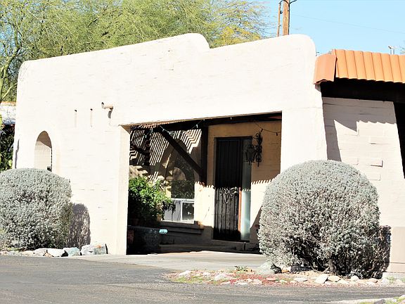 2nd image of 642 W Zia Dr