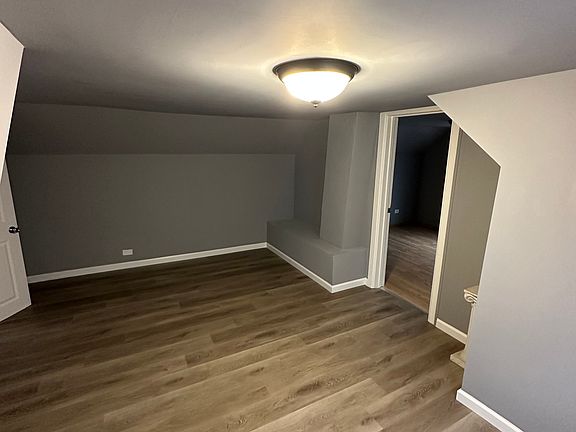 4th image of 4921 Walsh Ave #2