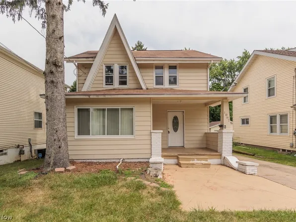 1087 Packard Dr, Akron, OH 44320