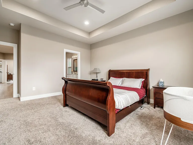 953 Pullman Pl — Photo 35