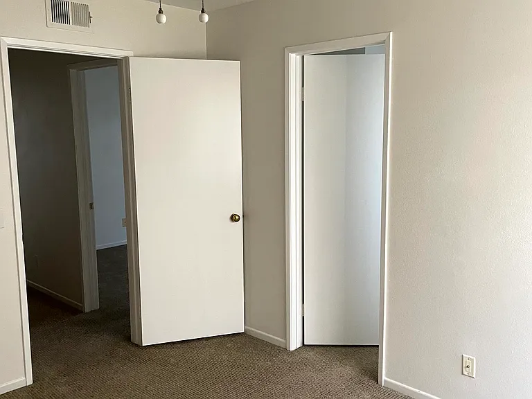 2241 Lago Ventana — Photo 38