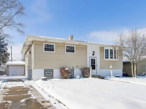 1044 N Rensselaer St, Griffith, IN 46319