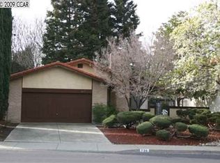 736 Camelback Rd, Pleasant Hill, CA 94523