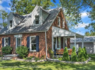 573 Paris Ave, Lansing, MI 48910