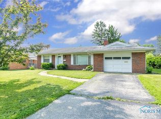 3041 Pinehurst Dr, Toledo, OH 43613