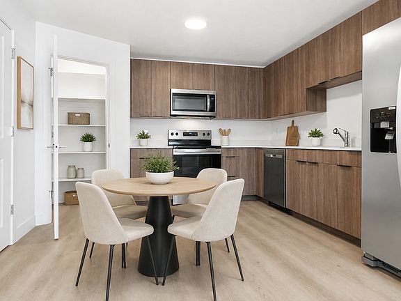 2nd image of 2128 S Sawmill Blvd #1104
