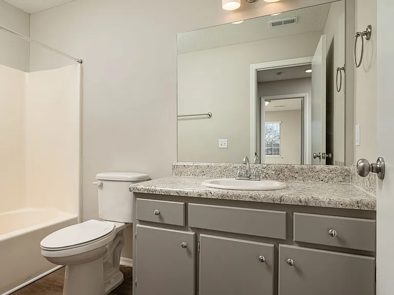Vandergriff Village by Callio Properties — Photo 45