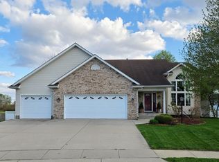 4724 Donald Dr, Cedar Falls, IA 50613