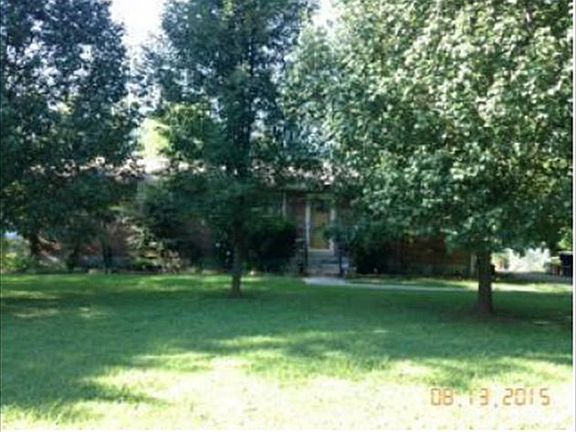 2nd image of 1911 Cypress Dr