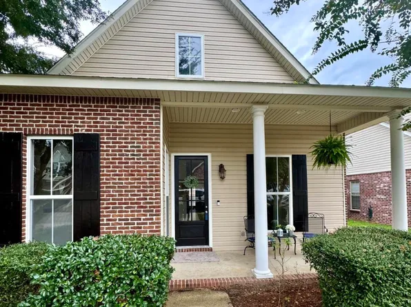26 Bridgefield Ct, Hattiesburg, MS 39402