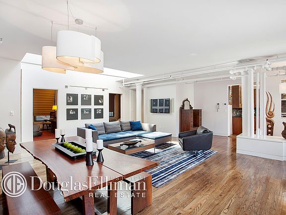 3rd image of 40 E 19th St APT 10