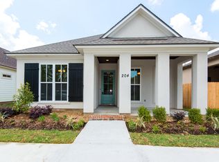 204 Rue Gambetta, Lafayette, LA 70507