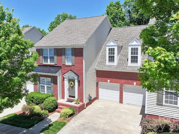 14509 Greenpoint Ln, Huntersville, NC 28078