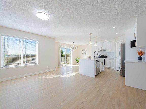 5th image of 130 N Somerglen Way SW