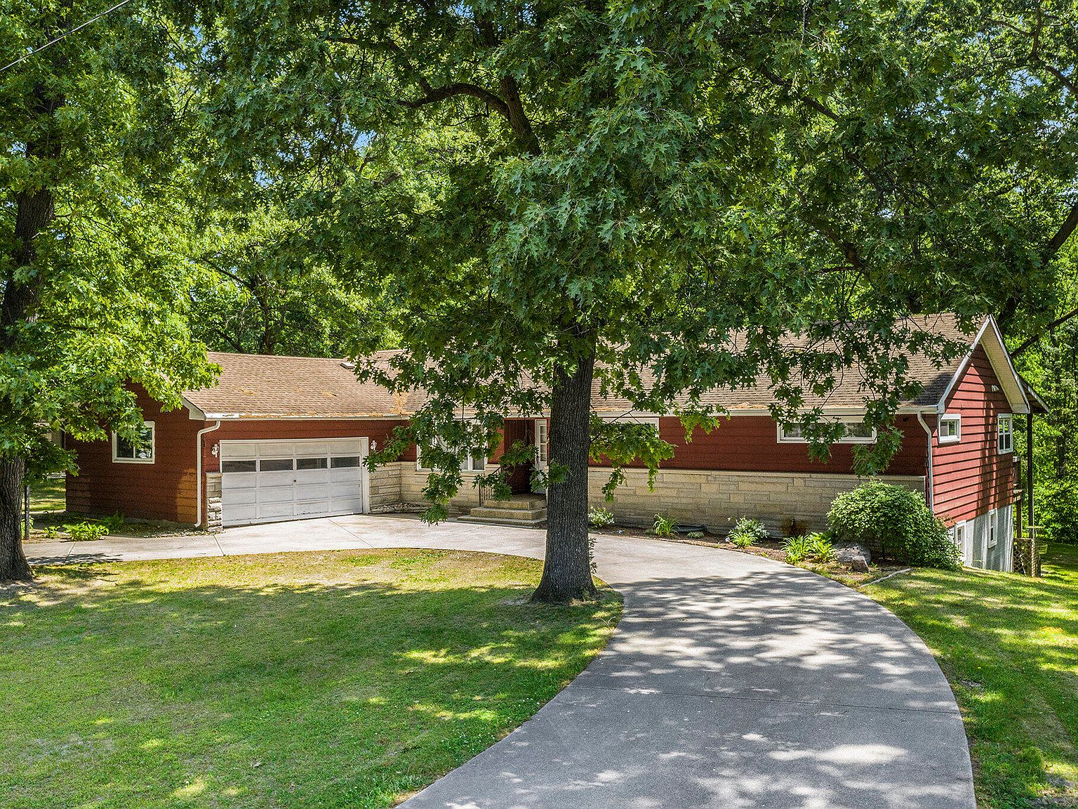 15905 Portage Rd, Vicksburg, MI 49097 Zillow