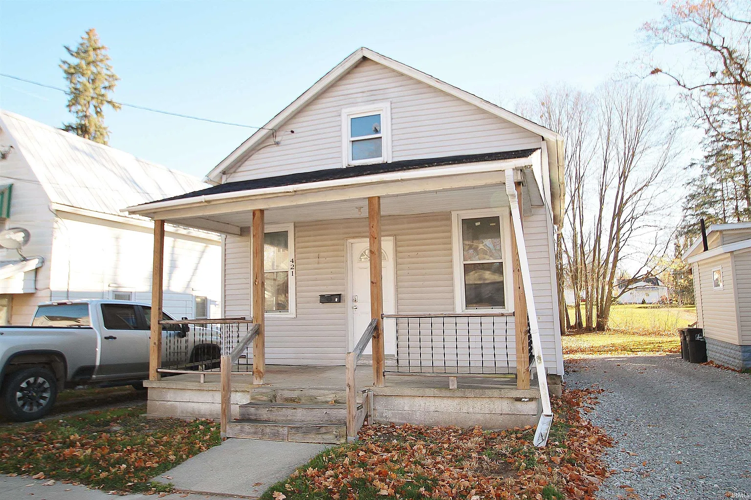 421 Garden St photo 1
