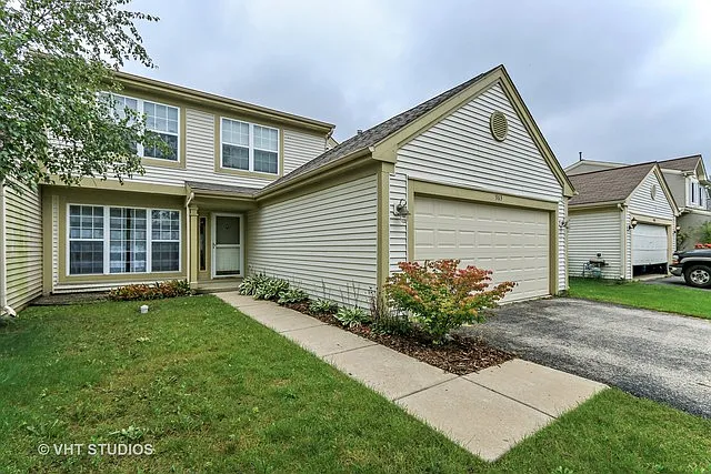 963 Saddle Ln photo 1