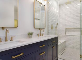 28141 Donnavid CT #302, BONITA SPRINGS, FL 34135