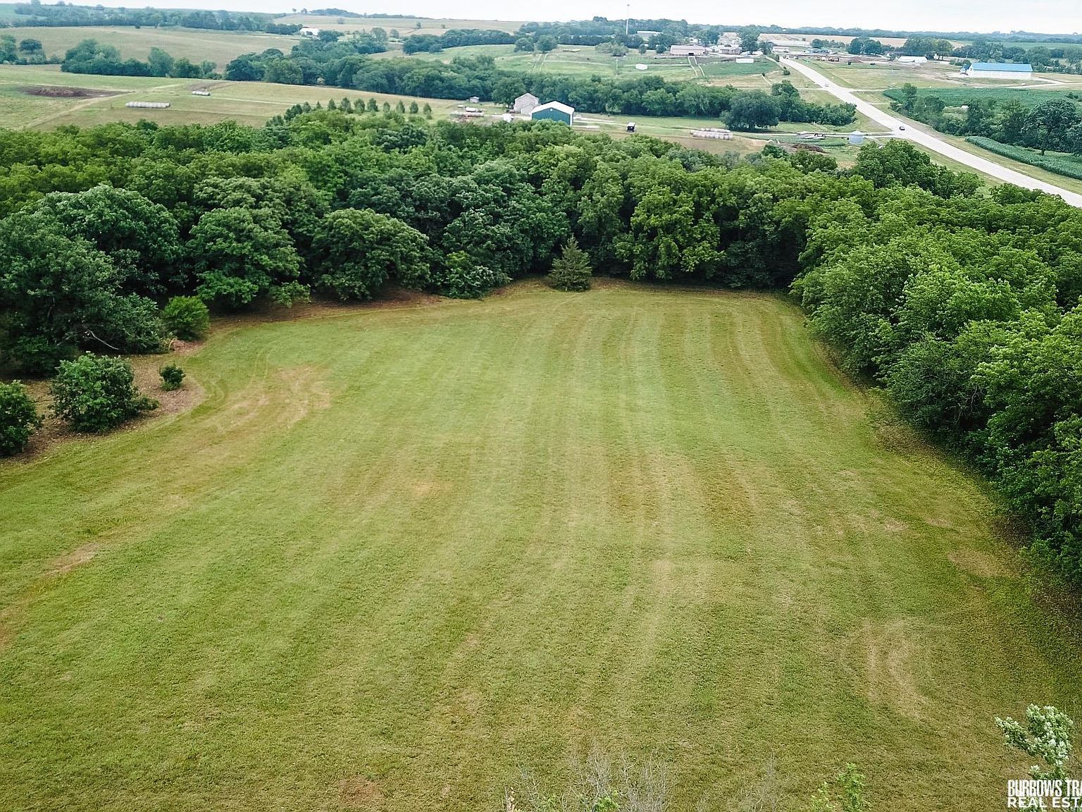 1050 N 5th St, Tecumseh, NE 68450 Zillow