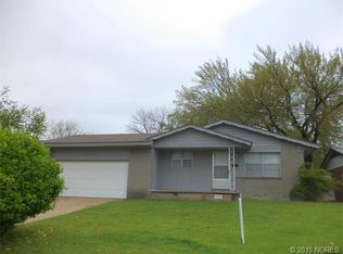 9709 E 5th Pl, Tulsa, OK 74128