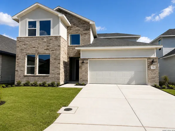 2704 SIERRA CHICAS LN, Seguin, TX 78155