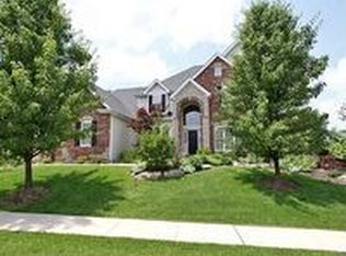 9327 Caddyshack Cir, Saint Louis, MO