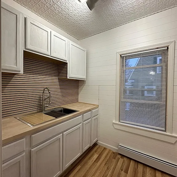 33 Alder St #B — Photo 5