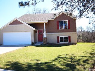 12700 Triple Oak Trl, Lowell, MI