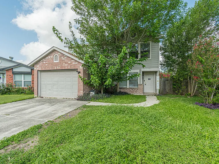 8211 Misty Cedar Dr — Photo 15