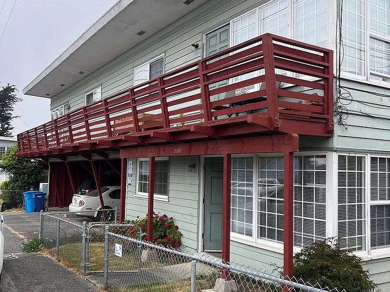 2310 Wilson St — Photo 1