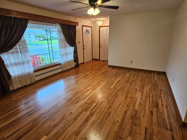 141 Patricia Ave, Centre Hall, PA 16828