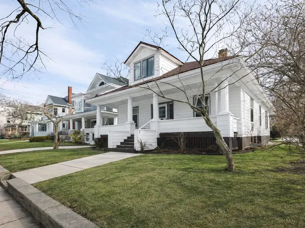 1645 Oxford St, Halifax, NS B3H 3Z5