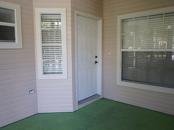 2nd image of 1149 Live Oak Cir