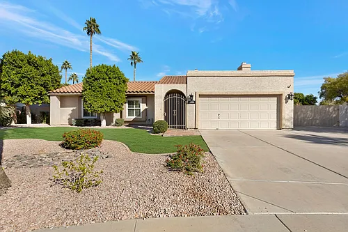 1988 E Los Arboles Dr Photo 1