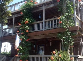 1021 Irvin Garrish Hwy #6, Ocracoke, NC 27960
