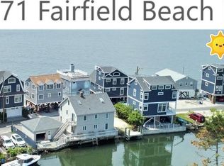 2171 Fairfield Beach Rd, Fairfield, CT 06824