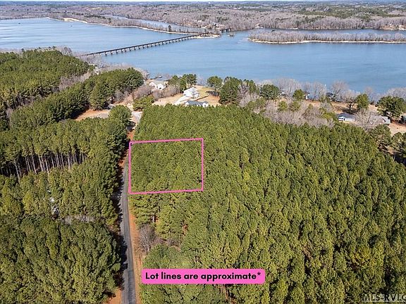 3rd image of 38 Granite Hall Dr