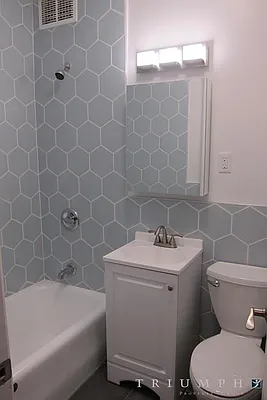 Rented by Triumph Property Group | media 16