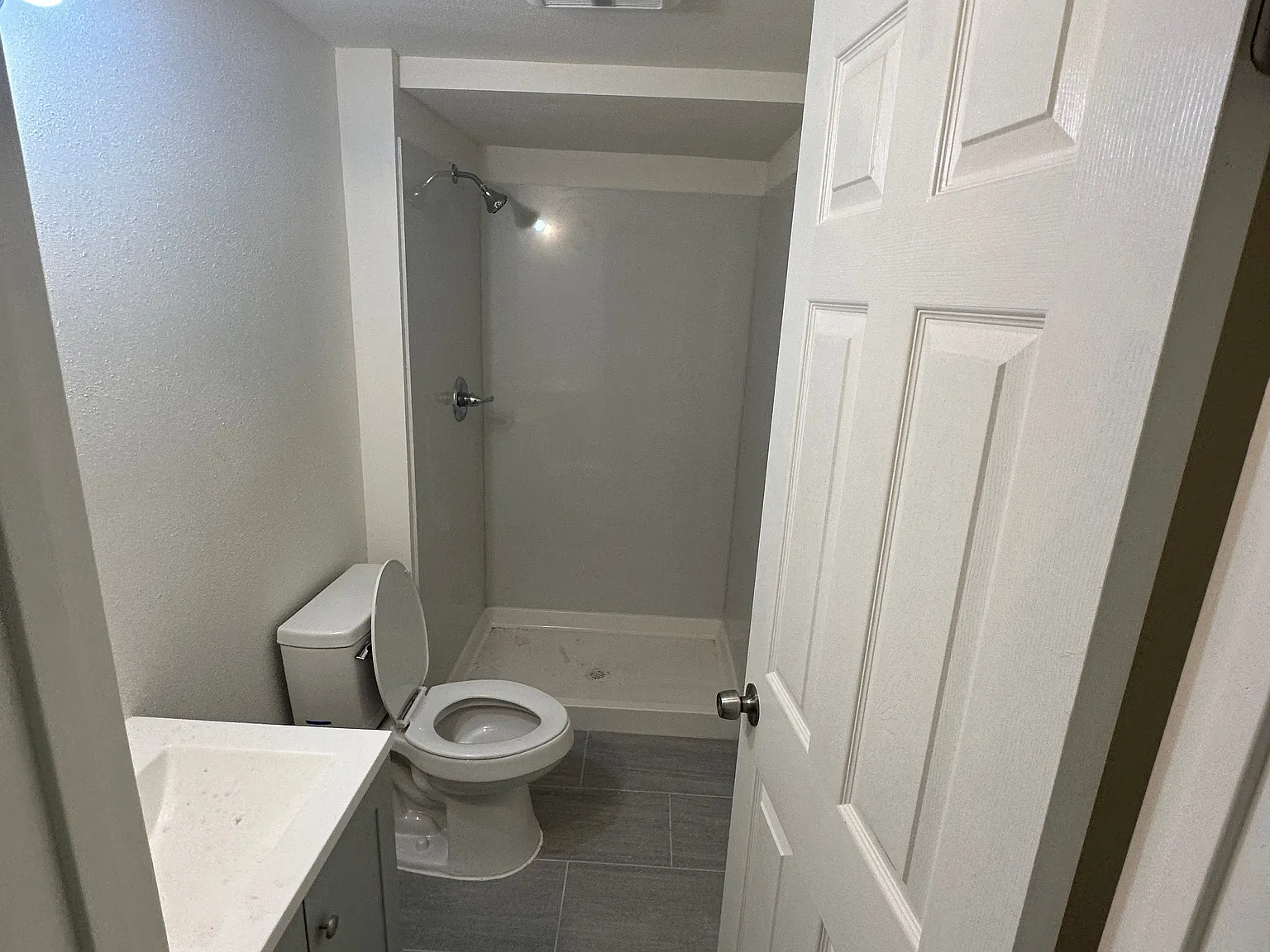 1 bed, 500 sqft, $1,200 — Photo 4