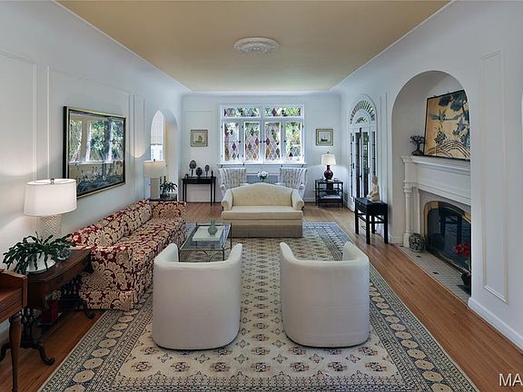 5th image of 528 Midvale Ave