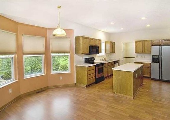 3rd image of 1354 Cottonwood Dr
