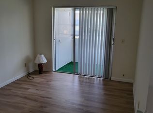 241 Sheffield St E #241-J, Wellington, FL 33414