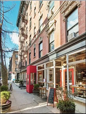 Rented by Compass | media 18