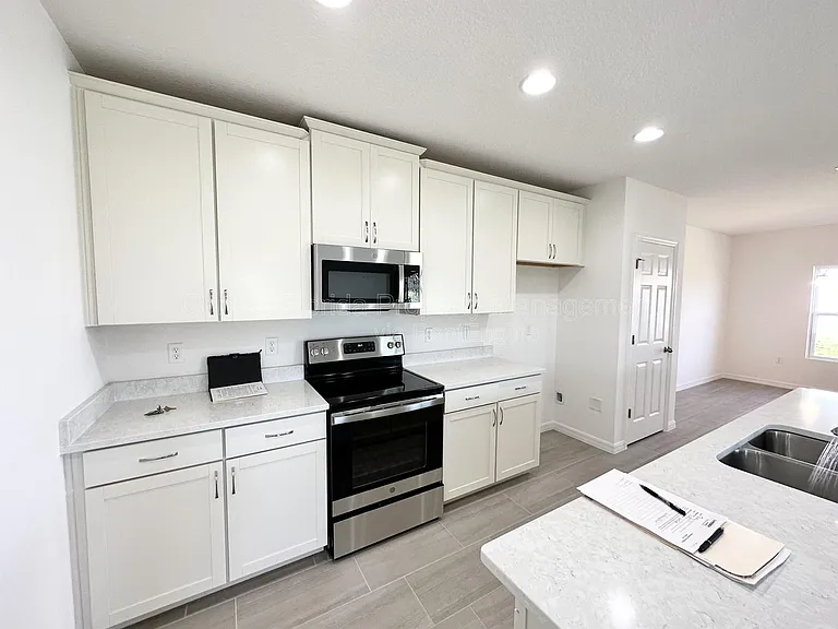 1195 Sand Torch Cir — Photo 3