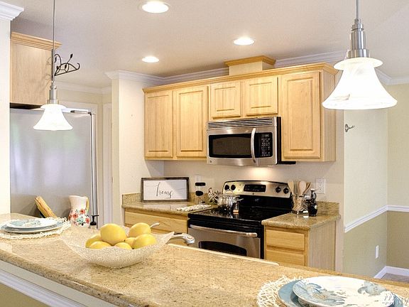 2nd image of 1728 E Pioneer APT 15