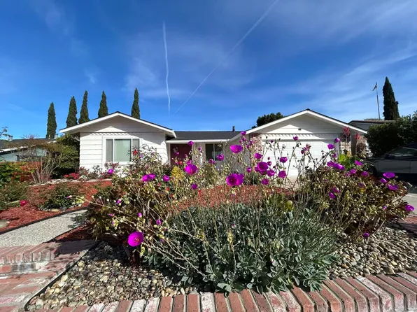 635 River View Dr, San Jose, CA 95111