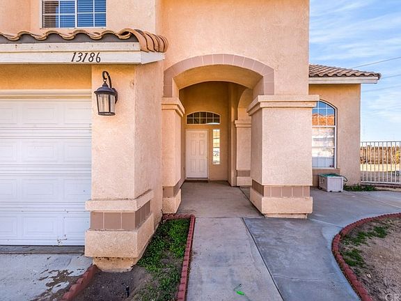 3rd image of 13186 Blue Mesa Ct