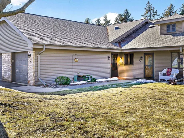 71 Spencer Village Ct, Appleton, WI 54914