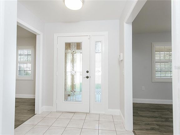 2nd image of 5043 Caspian Ct